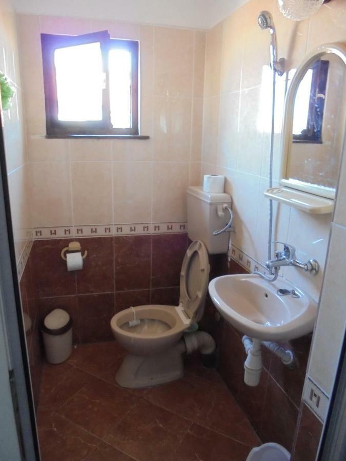 Две Сестри Lozenets Extérieur photo